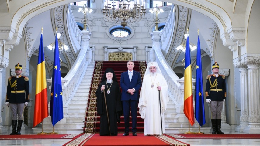 Klaus Iohannis i-a primit la Palatul Cotroceni pe Patriarhul Ecumenic Bartolomeu și Patriarhul BOR Daniel