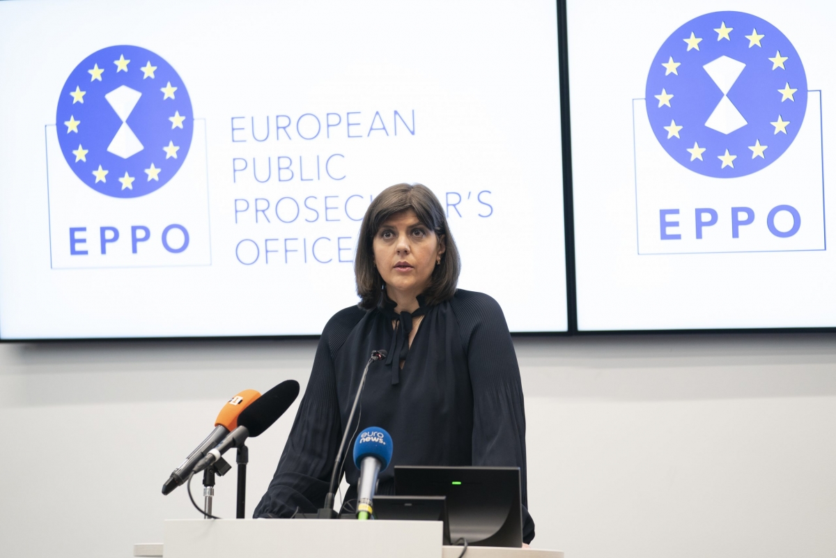 Kovesi intră tare în licitațiile organizate în România: anchetă de amploare, cu o fraudă de 100 de milioane de euro