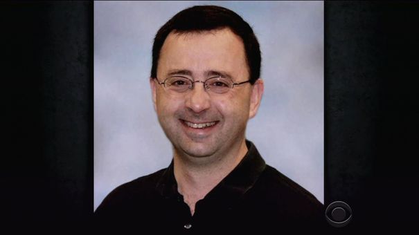 Larry Nassar, medic al echipei feminine de gimnastică a SUA, vinovat pentru agresiune sexuală, în şapte cazuri: 