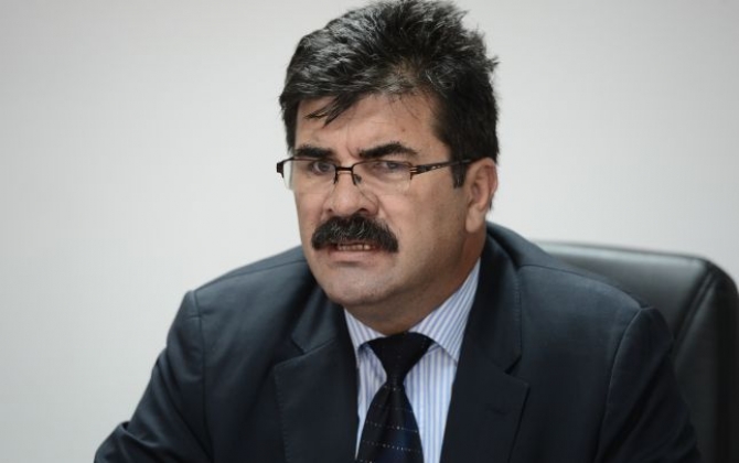 Laurentiu Ciurel ameninta: Daca voi fi demis, voi actiona in judecata si voi sta acasa pe bani multi