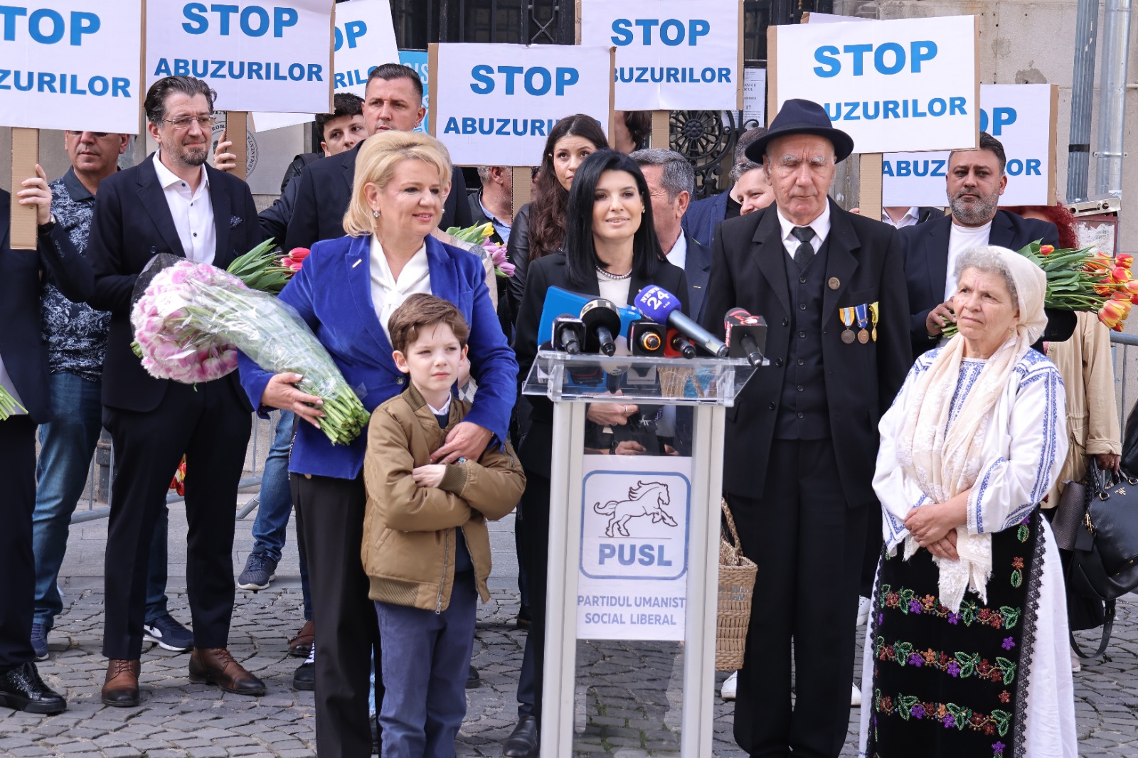 Lavinia Șandru și-a depus candidatura pentru alegerile prezidențiale: