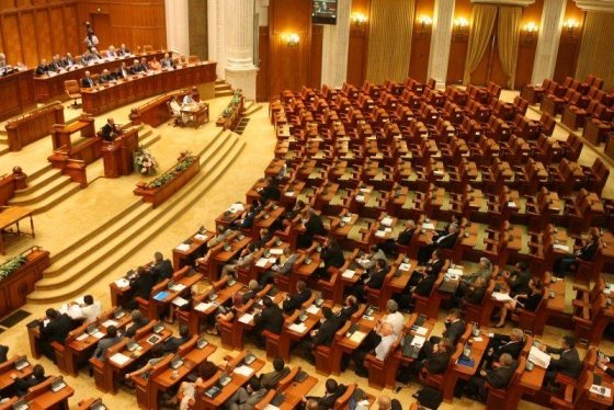 Legea darii in plata a fost adoptata de Camera Deputatilor cu un singur vot impotriva