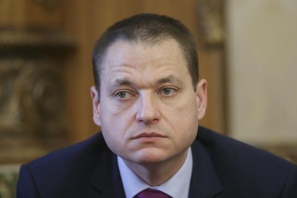 Licitație cu schepsis la Ministerul Turismului