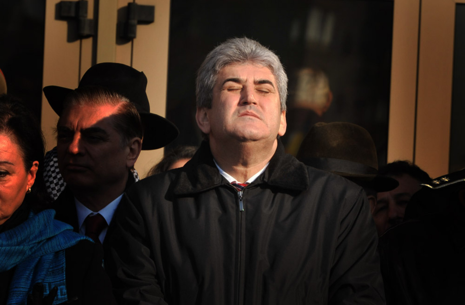 Lider de sindicat: Polițistul mort era în coloana lui Oprea. Se încearcă mușamalizarea cazului?