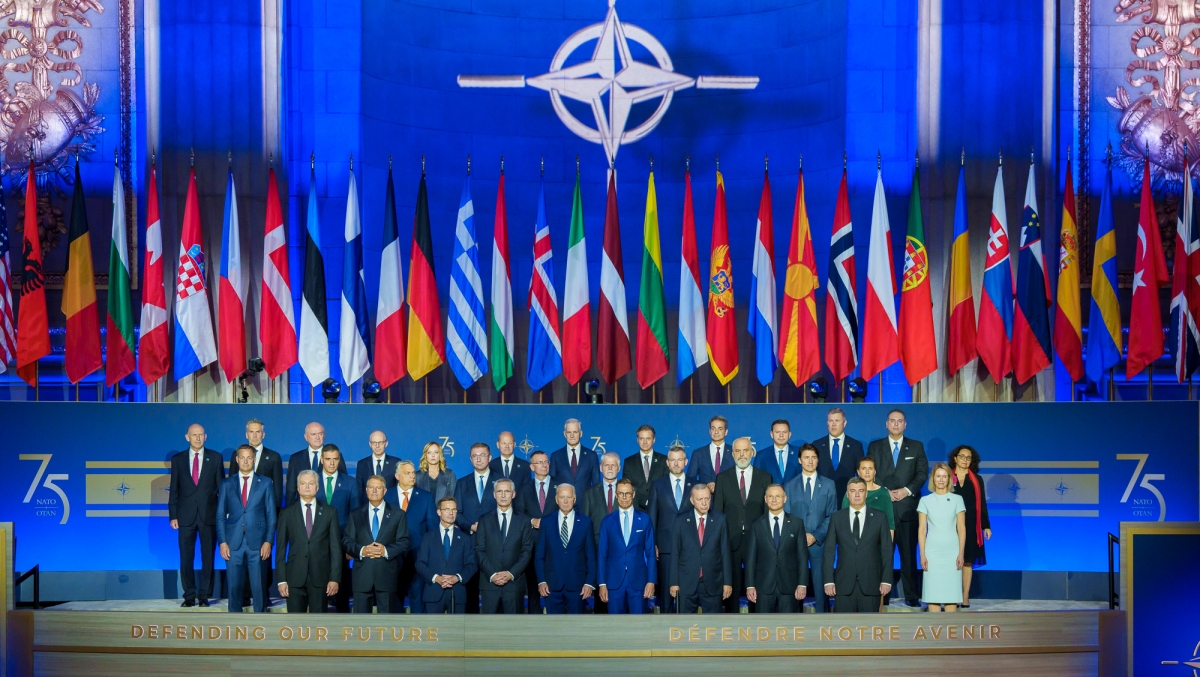 Liderii NATO înarmează Ucraina la un nivel fără precedent. Inclusiv România va contribui masiv prin sistemul Patriot