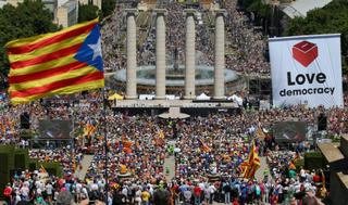 Liderul Cataloniei anunţă că regiunea va declara independenţa faţă de Spania în câteva zile