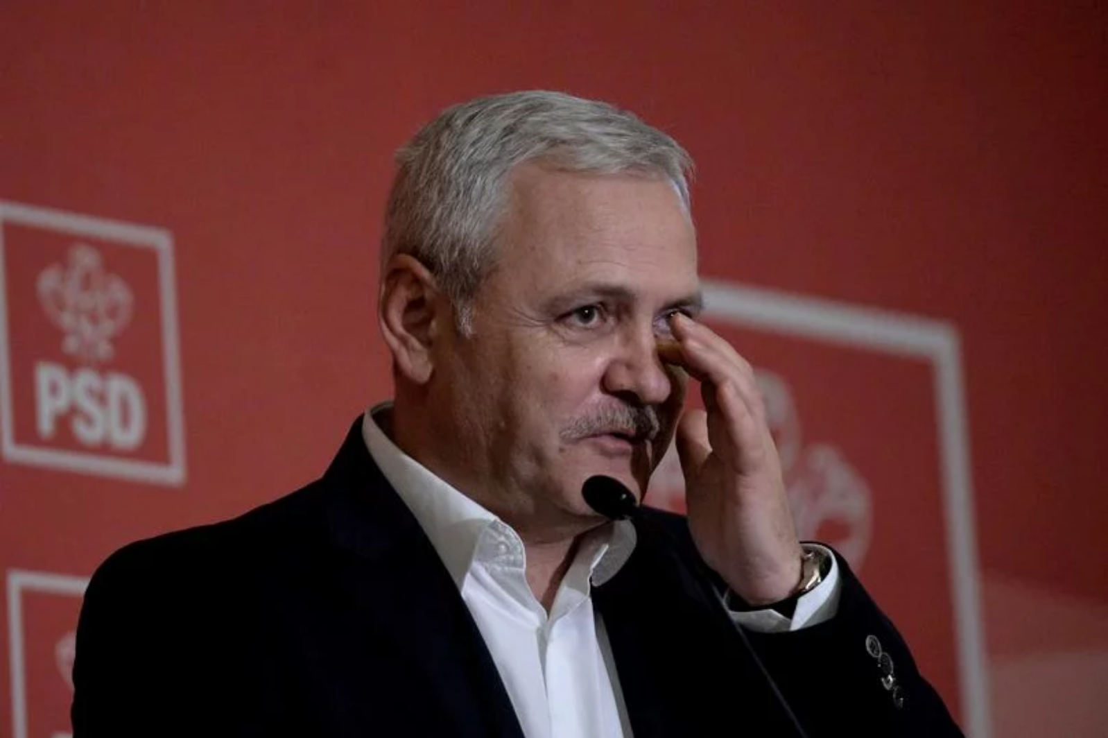 Liviu Dragnea s-a externat singur din spital și a convocat o ședință la partid