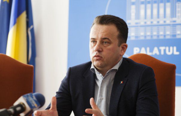 Liviu Pop: „Aproape 25 de milioane de lei sunt alocaţi pentru tipărirea manualelor