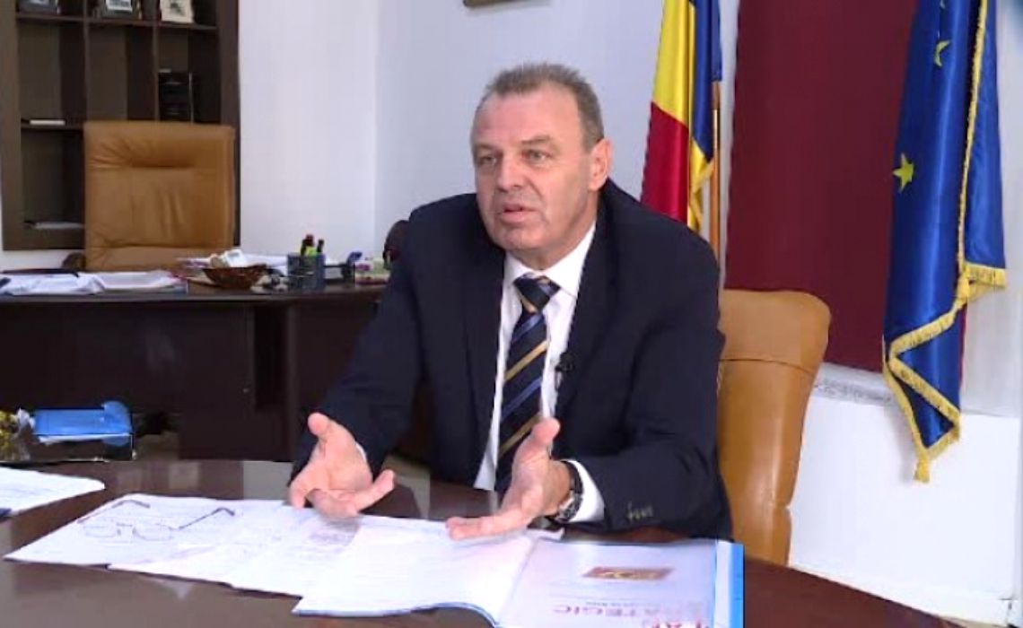 Lucian Şova și-a dat demisia din funcţia de ministru al Transporturilor