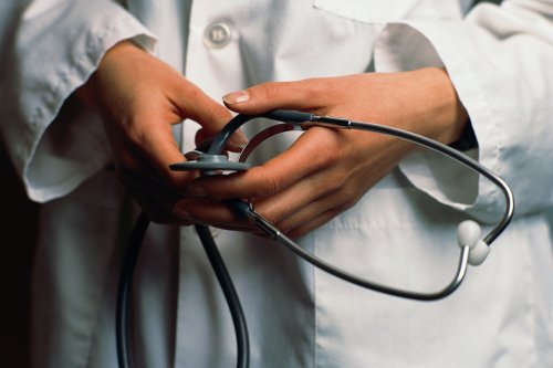 Mâine medicii de familie blochează activitatea. Fără reţete compensate şi trimiteri