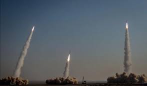 Mai multe bombe! Strategia de război asimetric a Iranului explicată în doi pași și trei mișcări