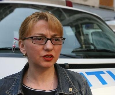 Mama care și-a aruncat fetița la gunoi, prinsă de poliție