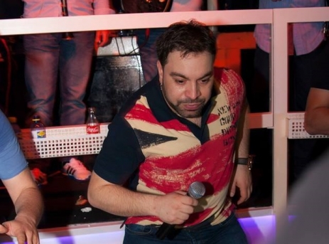 Manelistul Florin Salam, reținut pe aeroport la New York. Avea ascunsi 100.000 de dolari, care au fost confiscați