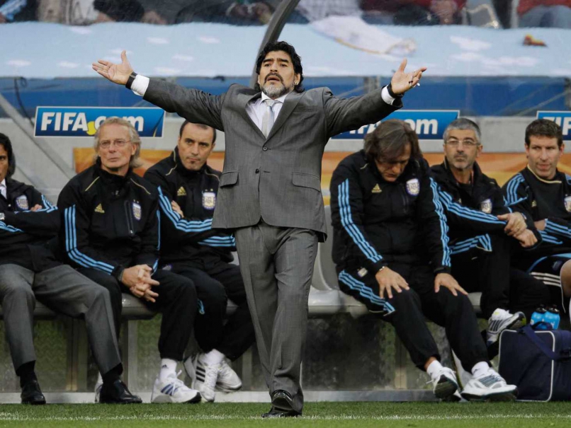 Maradona și-a anunțat candidatura la conducerea FIFA: