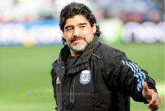 Maradona și-a anunțat revenirea pe banca tehnică a echipei Gimnasia La Plata