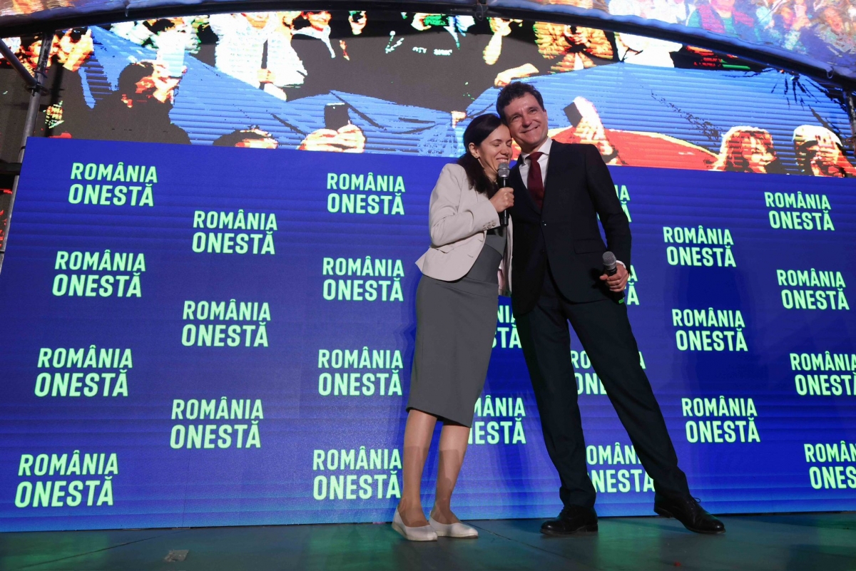 Marian Ceaușescu a prins-o pe concubina lui Nicușor Dan și a luat-o la întrebări