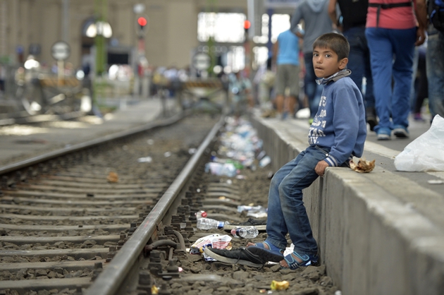 Mecanicii trenurilor care traversează Eurotunelul, şocaţi de numărul mare de imigranţi morţi