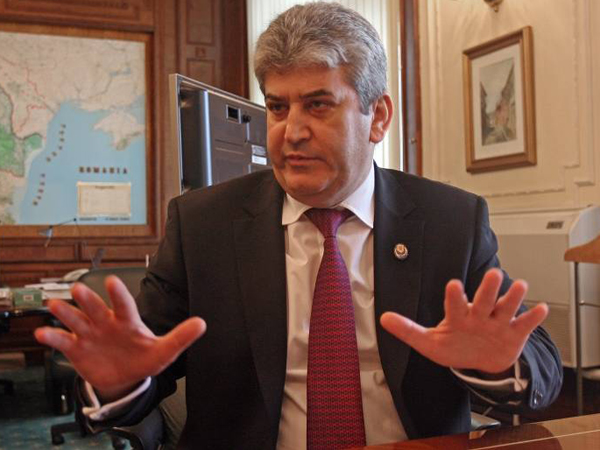 Mesaj către Gabriel Oprea: Unde este interesul naţional la ROMATSA?