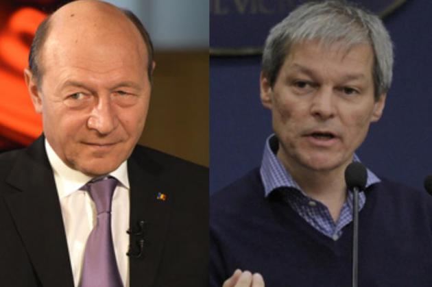 Mesajul lui Băsescu pentru Cioloş: „Trebuie să scape de ei, dacă nu vrea un guvern sub acoperire!