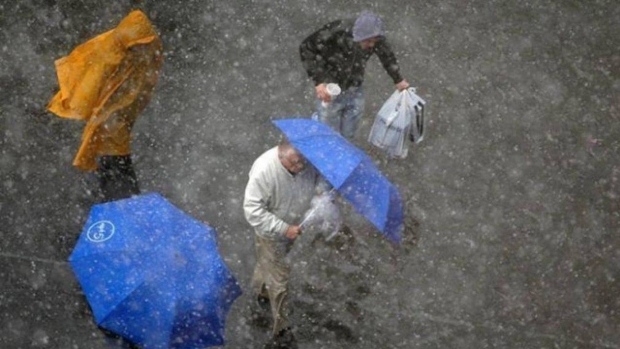 METEO 20 august. Mai avem două zile de ploi torenţiale în toată ţara