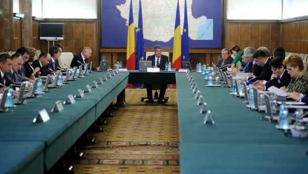 Mihalache: Nu vreau să fiu pus în situaţia de a da mail-urile lui Ponta, cu salariile demnitarilor