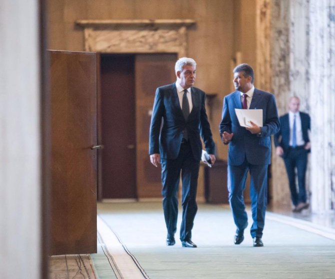 Mindrescu minte cum respira. L-a imbrobodit pe Mihai Tudose ca pista Aeroportului Otopeni e gata, insa aceasta tocmai a intrat in reparatii