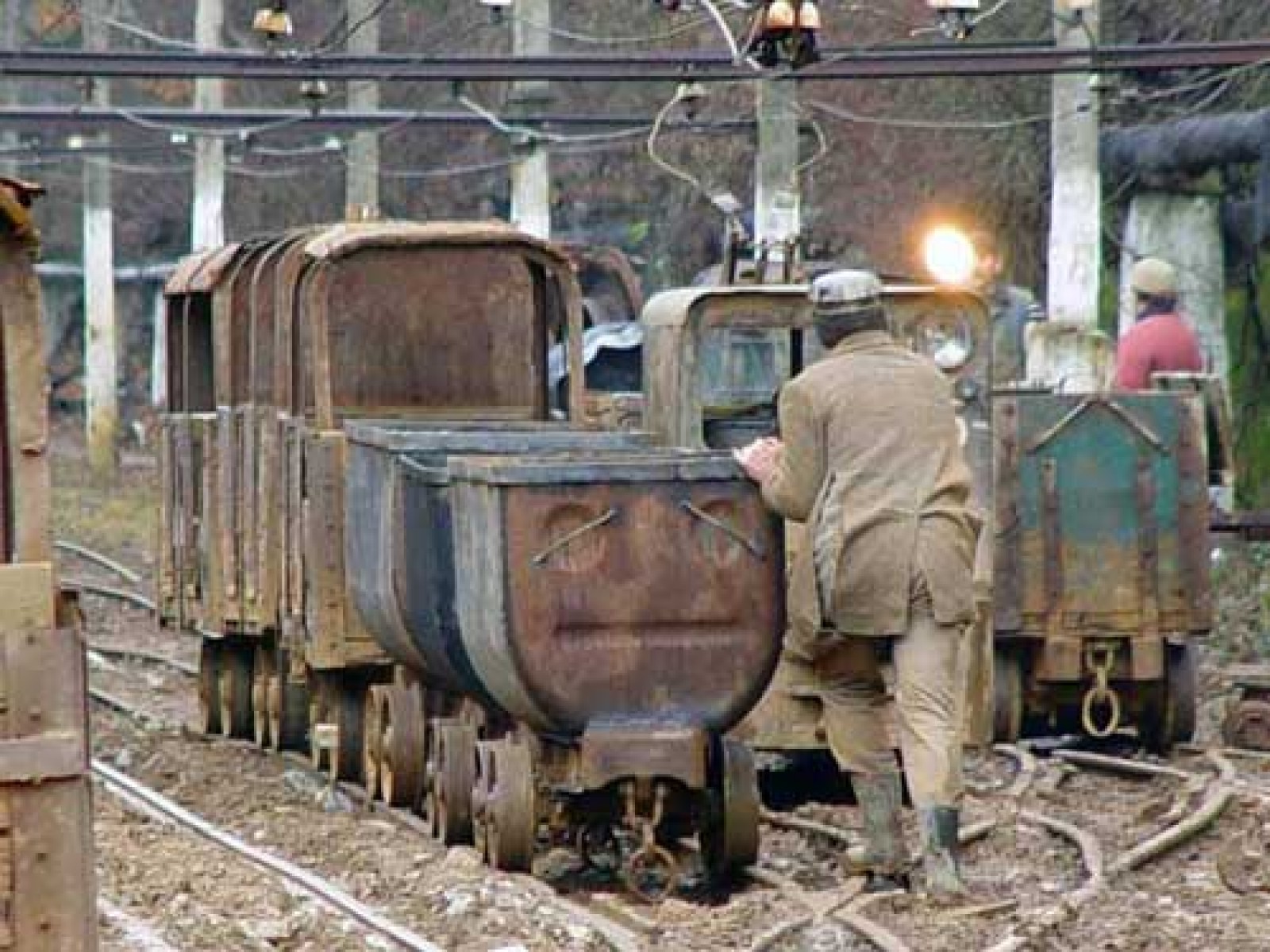 Minerii pornesc în marş spre București