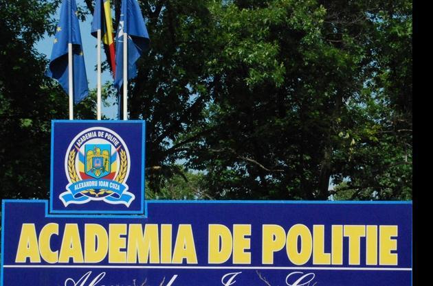 Ministerul Afacerilor Interne solicită demisia rectorului şi prorectorului Academiei de Poliţie