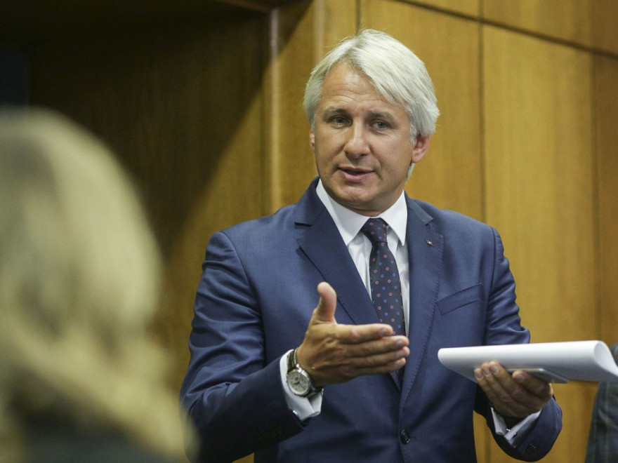 Ministerul de Finante: Măsurile guvernului au dus la scăderea dobânzilor