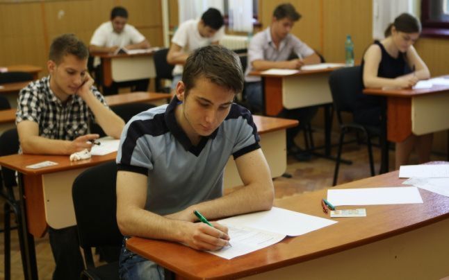 Ministerul Educaţiei: Nu se modifică baremul de la Matematică