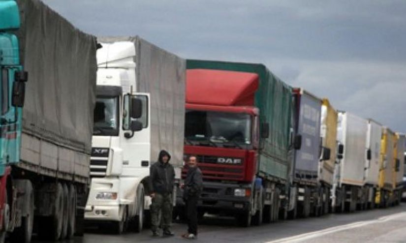 Ministerul Finanţelor a publicat proiectul de lege privind asigurarea obligatorie de răspundere civilă cu care vrea să îi împace pe transportatori