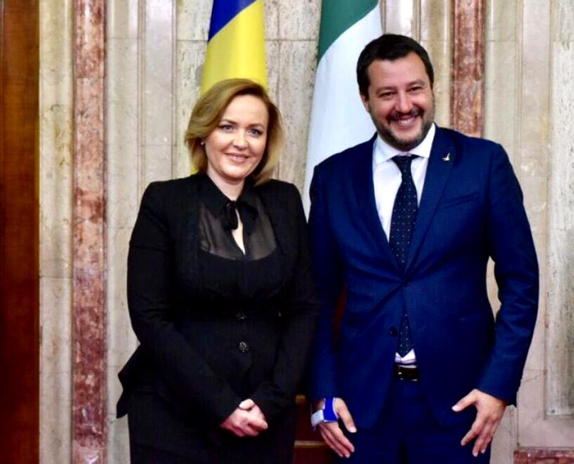 Ministrul Carmen Dan, gafă diplomatică pe Facebook