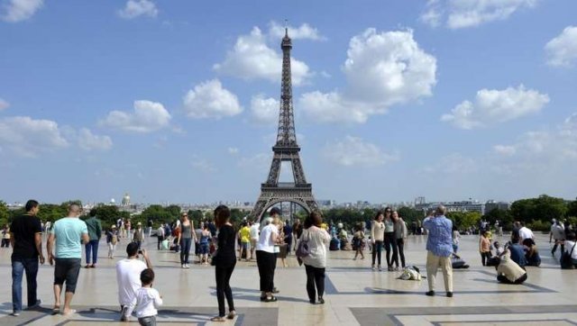 Ministrul francez de Finanţe: Turismul din Franţa este afectat puternic de epidemia de coronavirus