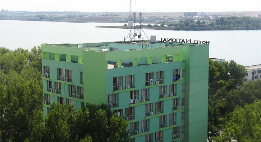 Ministrul Turismului a inchis zece hoteluri ale fraților Micula de pe Litoral