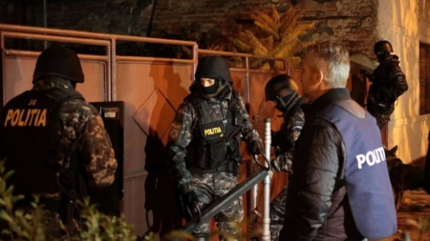 Minore exploatate sexual pentru ca lidera grupării să-şi cumpere zilnic cocaină şi speed