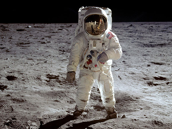 Misiunea care ne-a dus acolo unde doar visam: 46 de ani de la aterizarea pe Luna