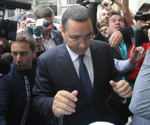 Moțiune de cenzură împotriva Guvernului, pentru ca Ponta sa poata fi judecat