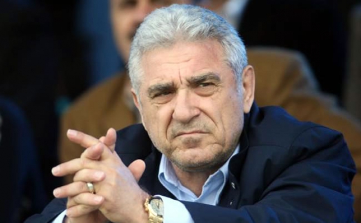 Motivare instanta: Giovanni Becali a scris trei cărți și a fost disciplinat