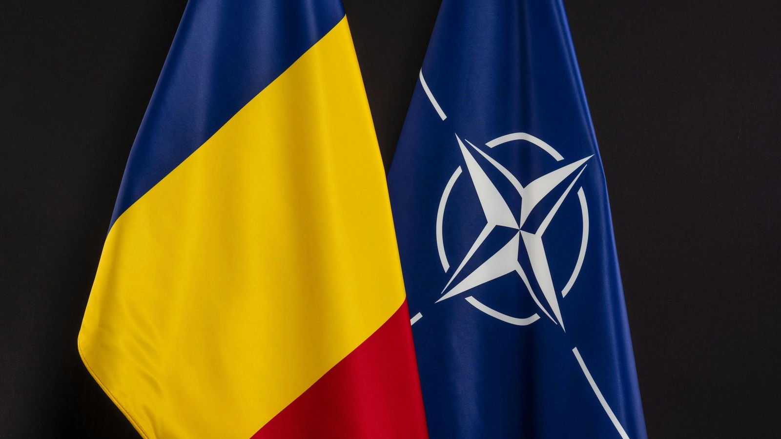 Motivul pentru care România ar fi evitat activarea Articolului 4 al NATO după explozia dronei la Galați
