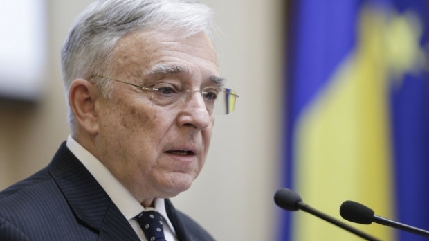 Mugur Isărescu: Impozitul pe cifra de afaceri, o catastrofă