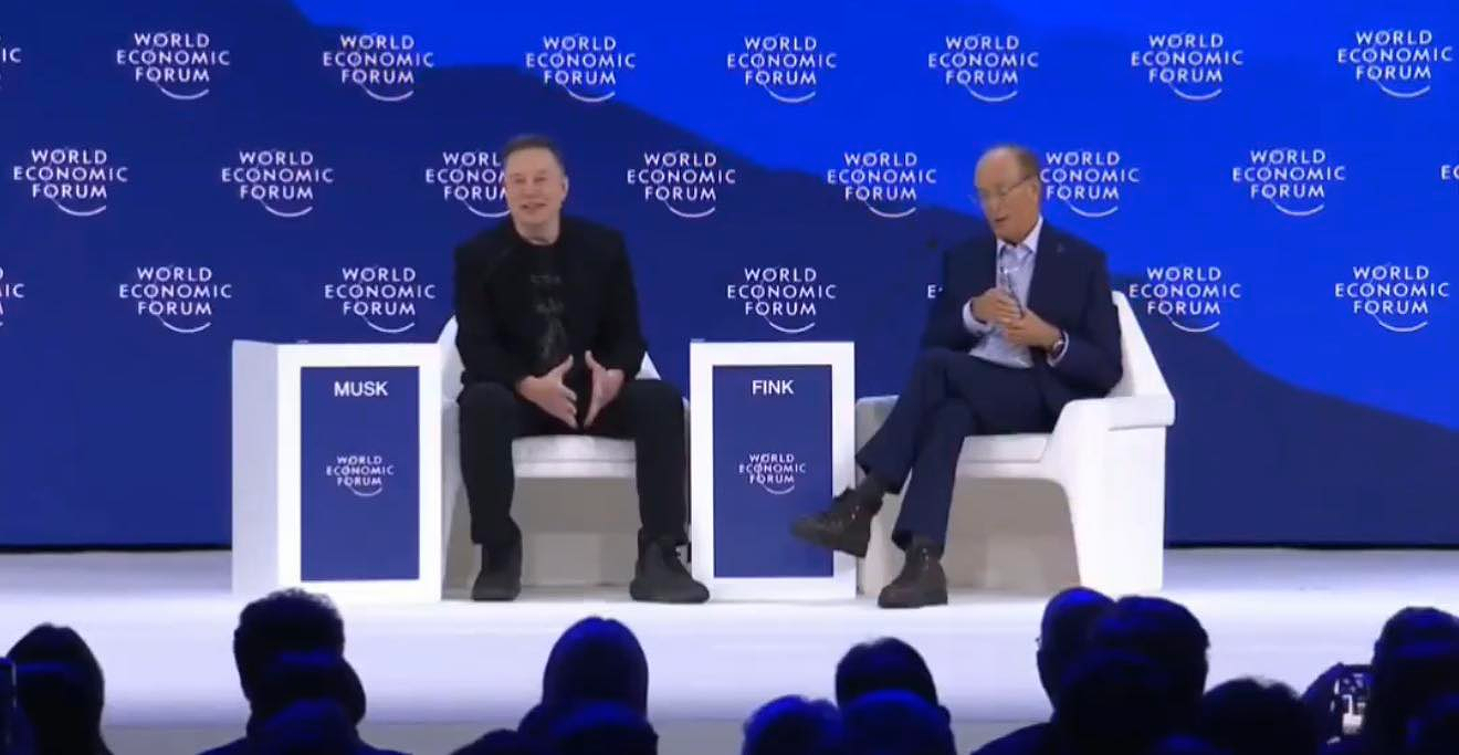 Musk îi spune șefului Blackrock că el este un extraterestru. Glumă sau adevăr?