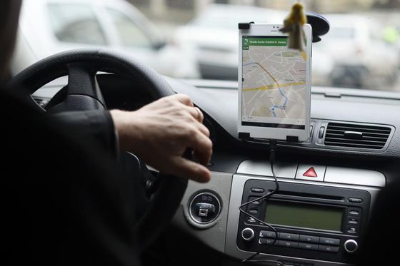 Mutare mult aşteptată: Uber a depus documentele pentru oferta publică iniţială