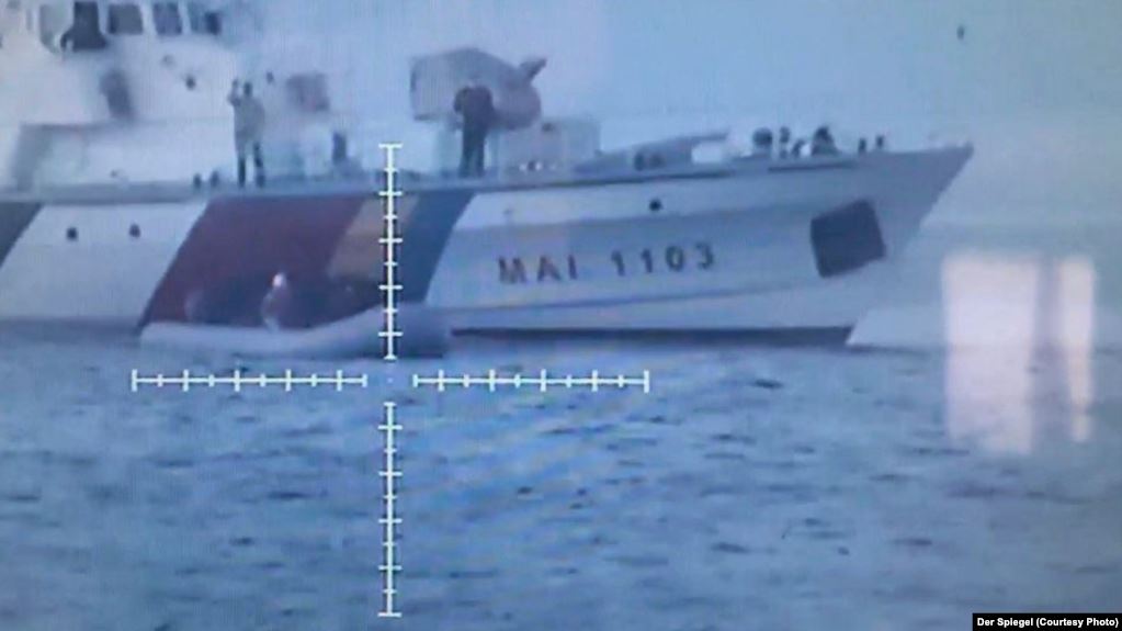 Navele românești din Frontex acuzate că aruncă migranții în mare