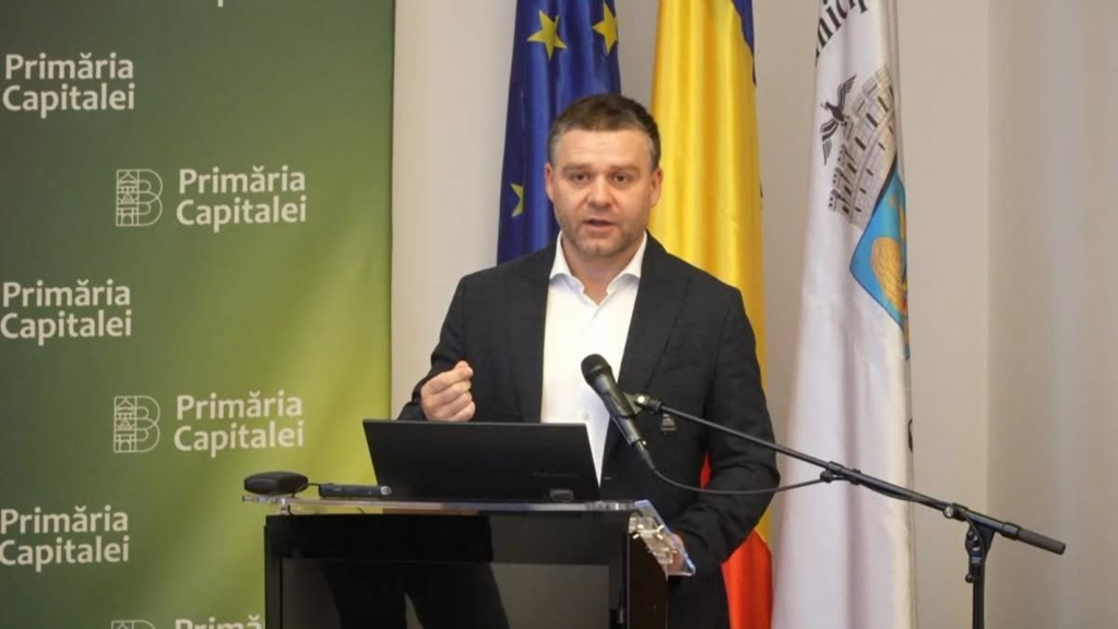 Neomarxistul Ciucu vrea să taie ajutoarele pentru gravide, nou-născuți și persoane cu dizabilități. Vrea să scumpească apa în Capitală deși conductele sunt praf