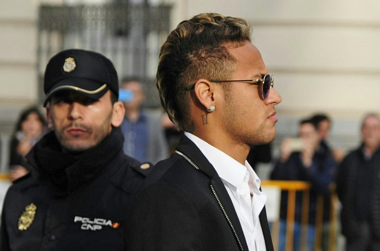 Neymar a fost audiat și pus sub acuzare de escrocherie