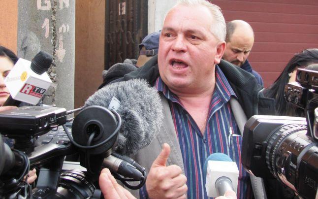Nicuşor Constantinescu, internat de urgenţă