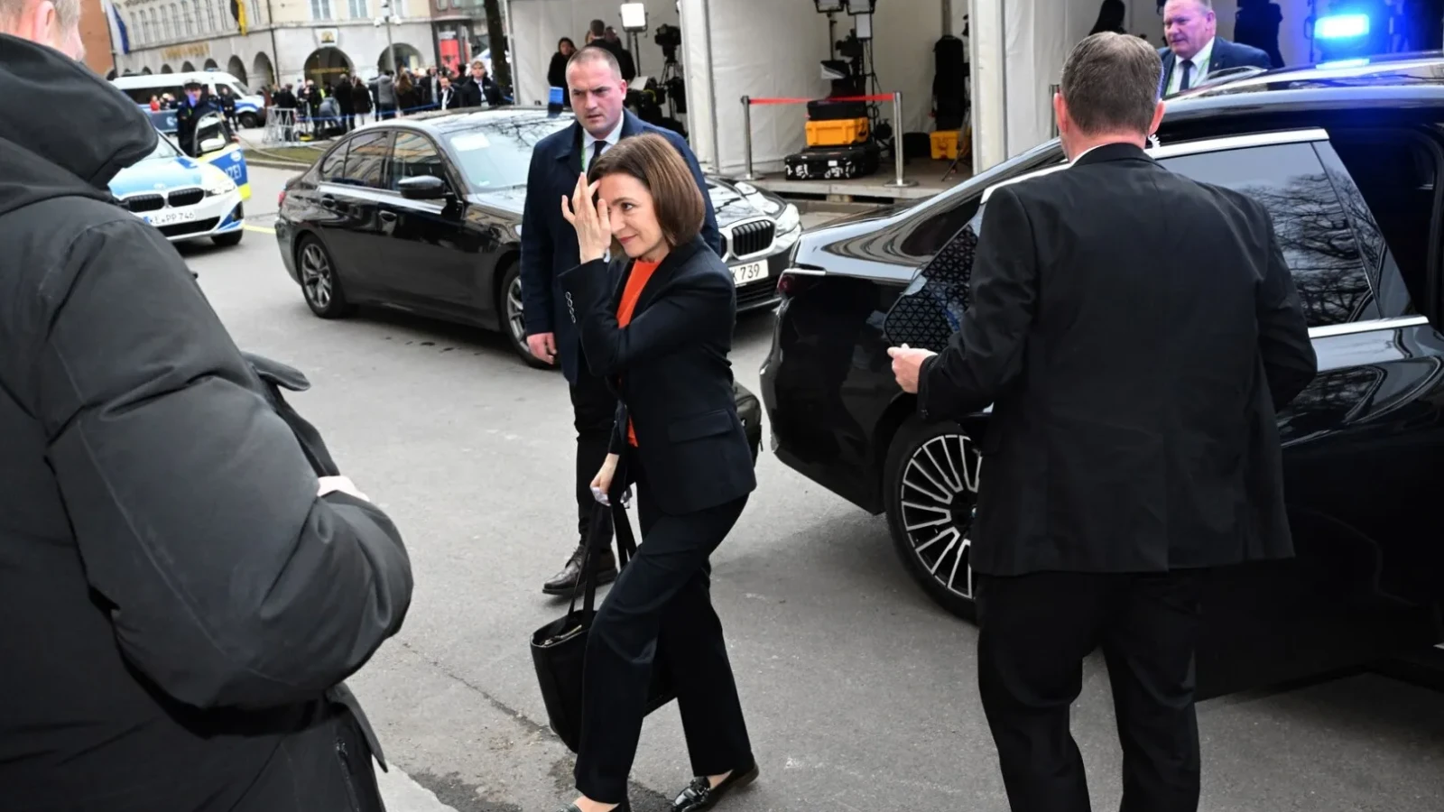 Nicușor Dan vs Maia Sandu: cum a ajuns Chișinăul să conteze mai mult decât Bucureștiul la Conferința de Securitate de la München
