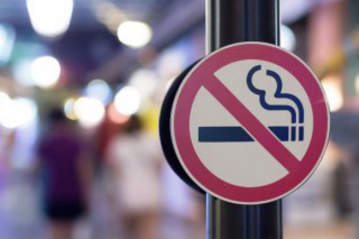 Noii parlamentari vor să schimbe legea antifumat