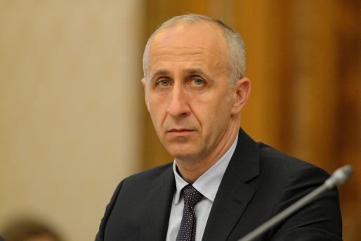 Nouă strategie la Ministerul Transporturilor: lupul paznic la oi
