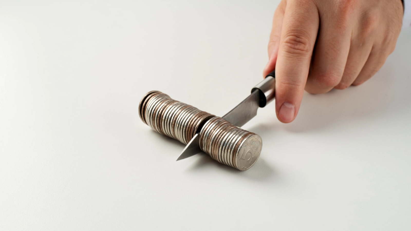 Noua lege a salarizării sistemului bugetar. Cât vor încasa președintele, premierul, miniștrii, parlamentarii, primarii
